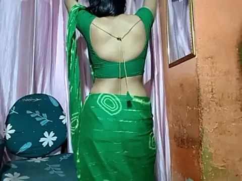 poojaxxx65 live sex cam