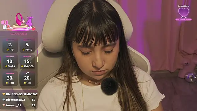 emitaa17228o live sex cam