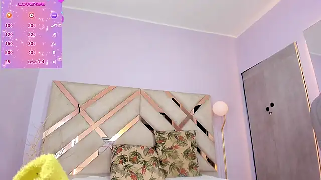 kylie_reyes live sex cam