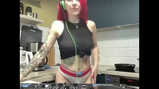 Arri_elle's cam snapshot