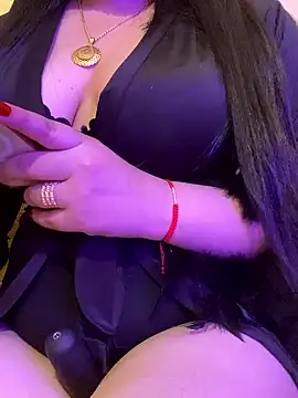 Cameelia live sex cam