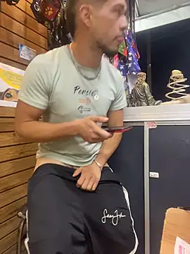 Leonardmoppet's cam snapshot