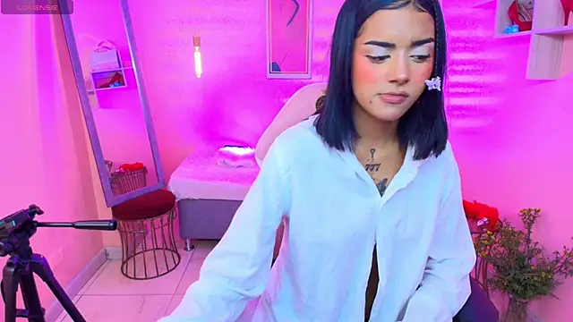 Milu_carbajal_x's cam snapshot