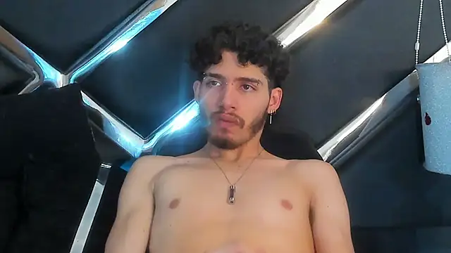 JojoBraando's cam snapshot