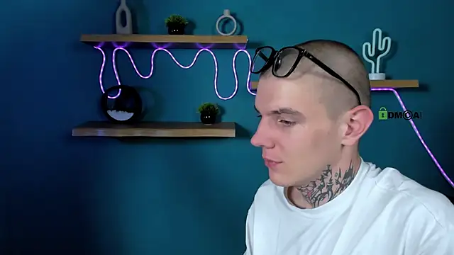 damon_rich's cam snapshot