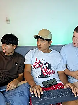 _Ottis_'s cam snapshot