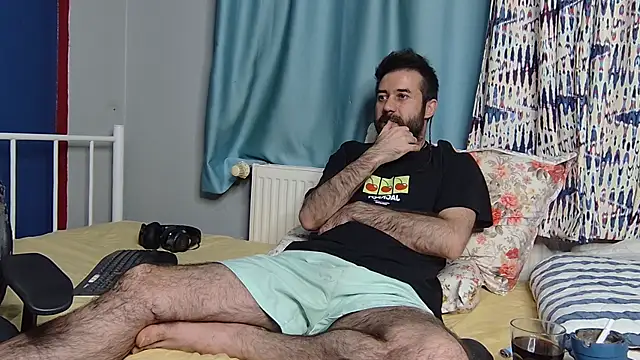 hairybearcb's cam snapshot