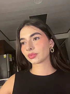 Coralinee_01's cam snapshot