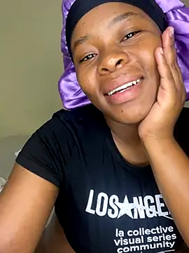 MiyaXo2 live sex cam