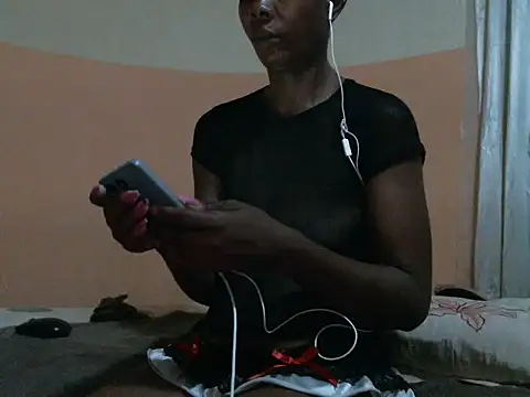 Pretty_miss_devilxxx35 live sex cam