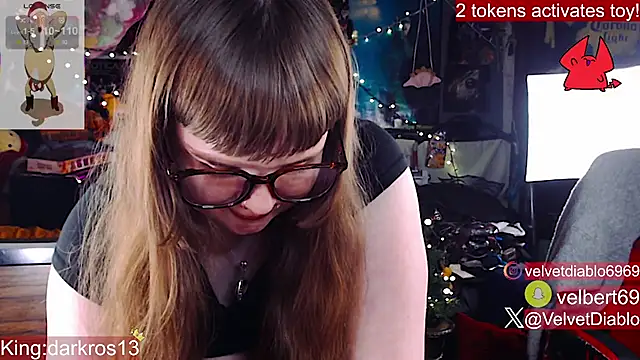 VelvetDiablo live sex cam