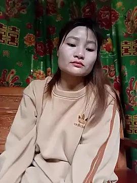 Lee-Thee live sex cam