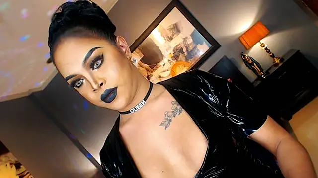 MarryQueen22 live sex cam