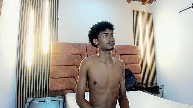 FYKMOR_1 live sex cam