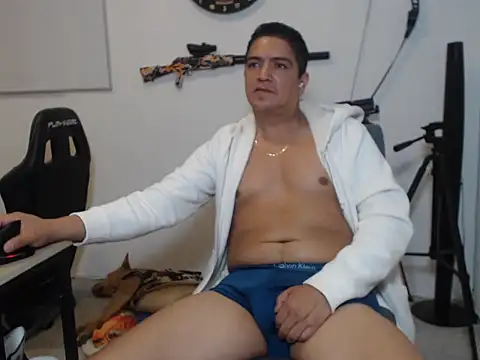 yayo_33 live sex cam