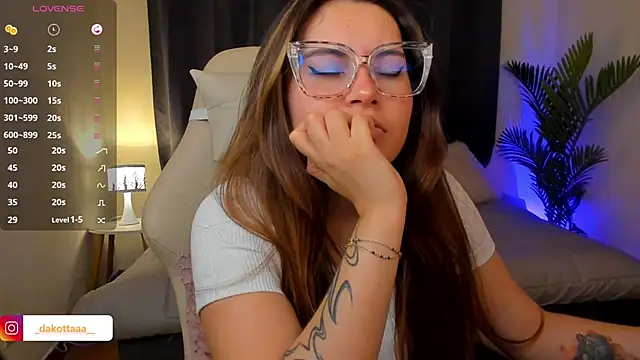 dakottaa_ live sex cam
