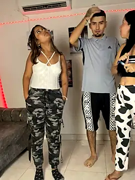 royalgirls_x live sex cam