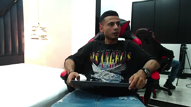 MatthewCullen live sex cam