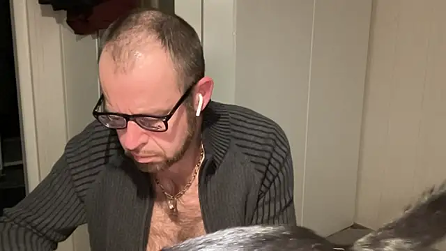 FABIOGLASSES's cam snapshot