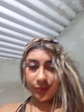 Sweed-virgin-pussy live sex cam