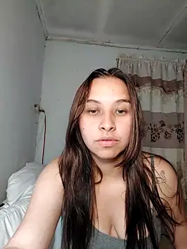 LyssaraVynn's cam snapshot