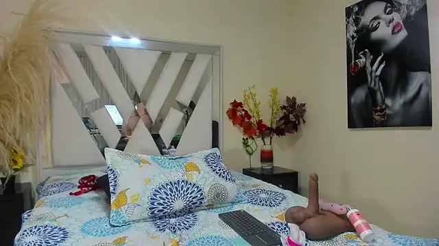 samantha_dimou's cam snapshot