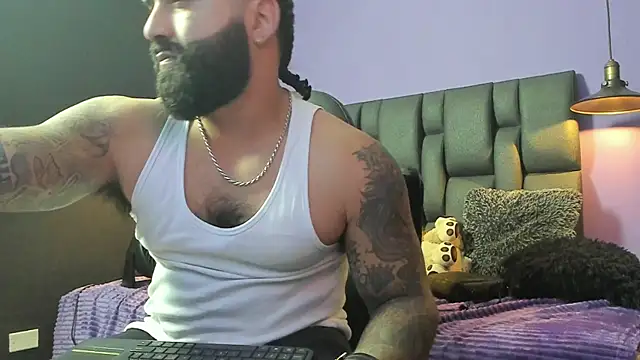 Lyon_vach live sex cam