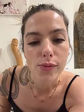 Sugarbellax's cam snapshot