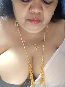tamilthanushri live sex cam