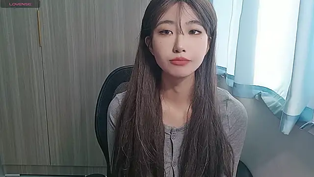 Yyoo-99 live sex cam