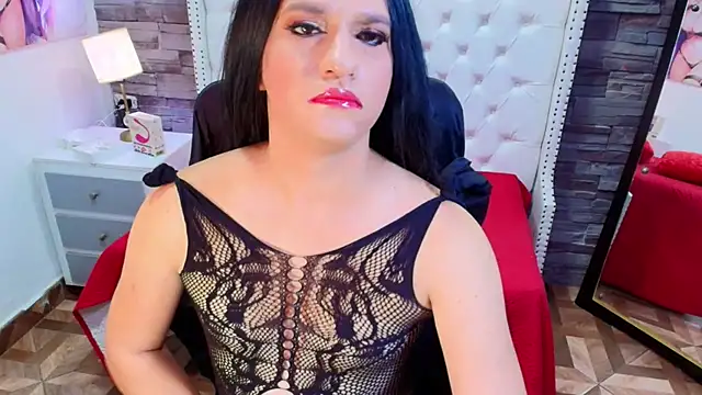TRINY_TS live sex cam