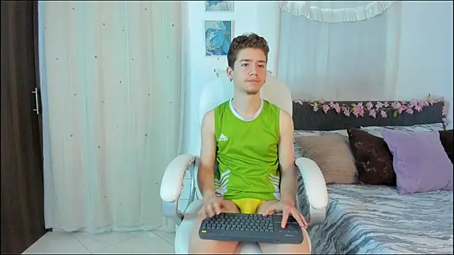 ThiagooJames's cam snapshot