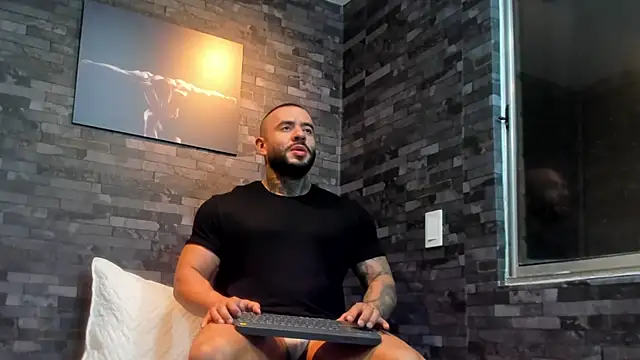 BruceDallas's cam snapshot