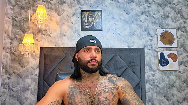 Apolo_rousse1's cam snapshot