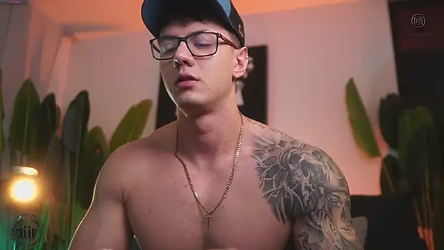 Thomas_Falcon's cam snapshot