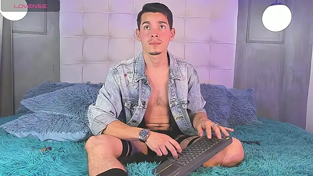 The_Perfect_Couple's cam snapshot