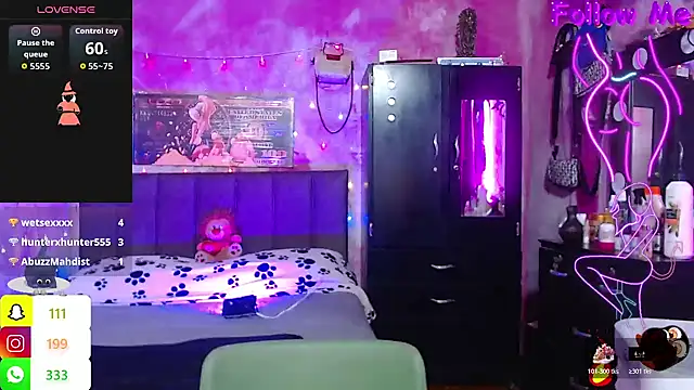 BriannaSweet_ live sex cam