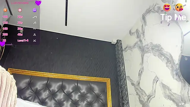 DalayMoore's cam snapshot