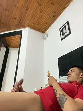 coupledesire18 live sex cam