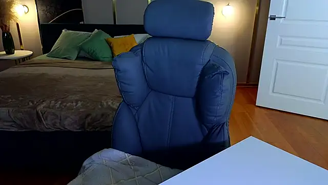 katy__moonj live sex cam