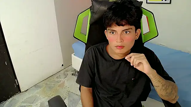 Green_XoX live sex cam