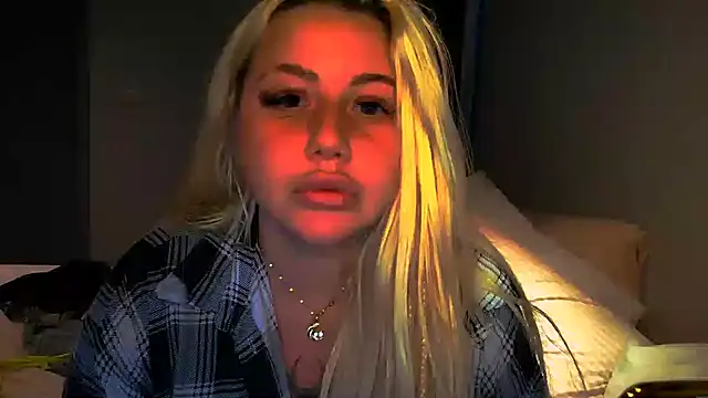 TiaDoll live sex cam