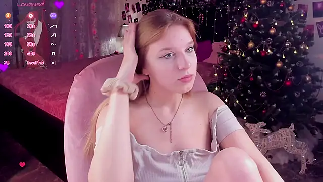 KarambaMoon live sex cam