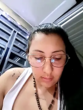 You-kitty2025's cam snapshot