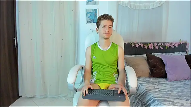 ThiagooJames's cam snapshot