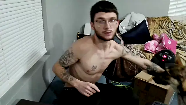 hungkubenski's cam snapshot