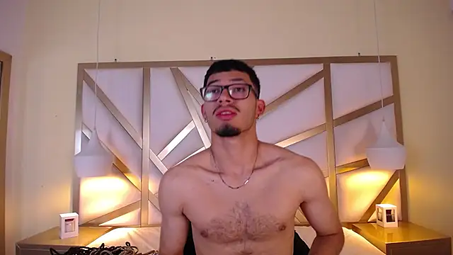 Jaxon_Carter's cam snapshot