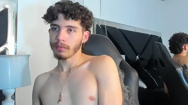 JojoBraando's cam snapshot