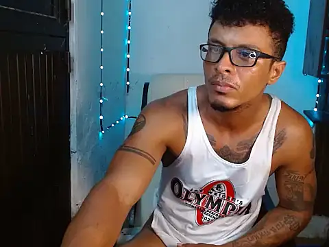 bigblackmen117uncs's cam snapshot