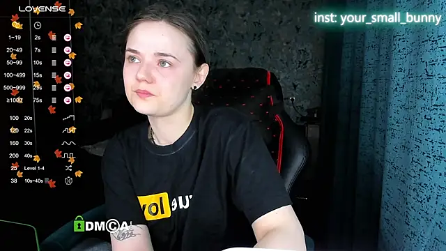 Your_small_bunny live sex cam